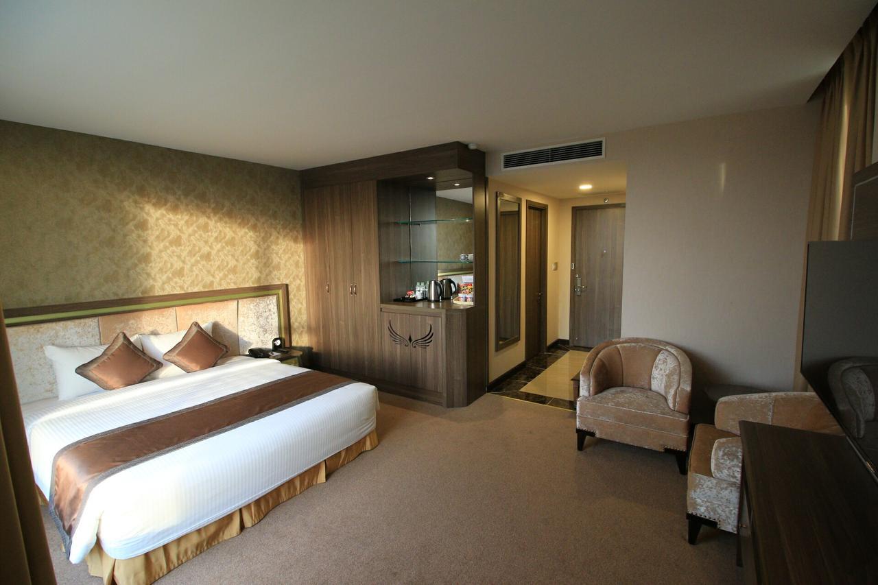 Muong Thanh Luxury Can Tho Hotel Exterior foto